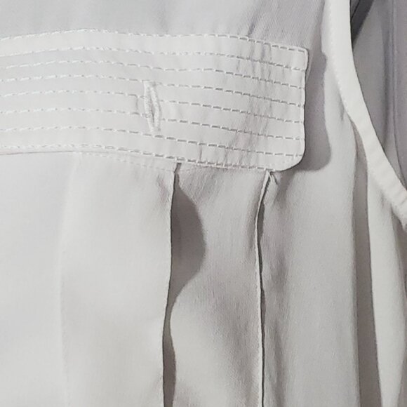 Banana Republic Petite White Sleeveless/Collarless "Safari" Top - Picture 12 of 16